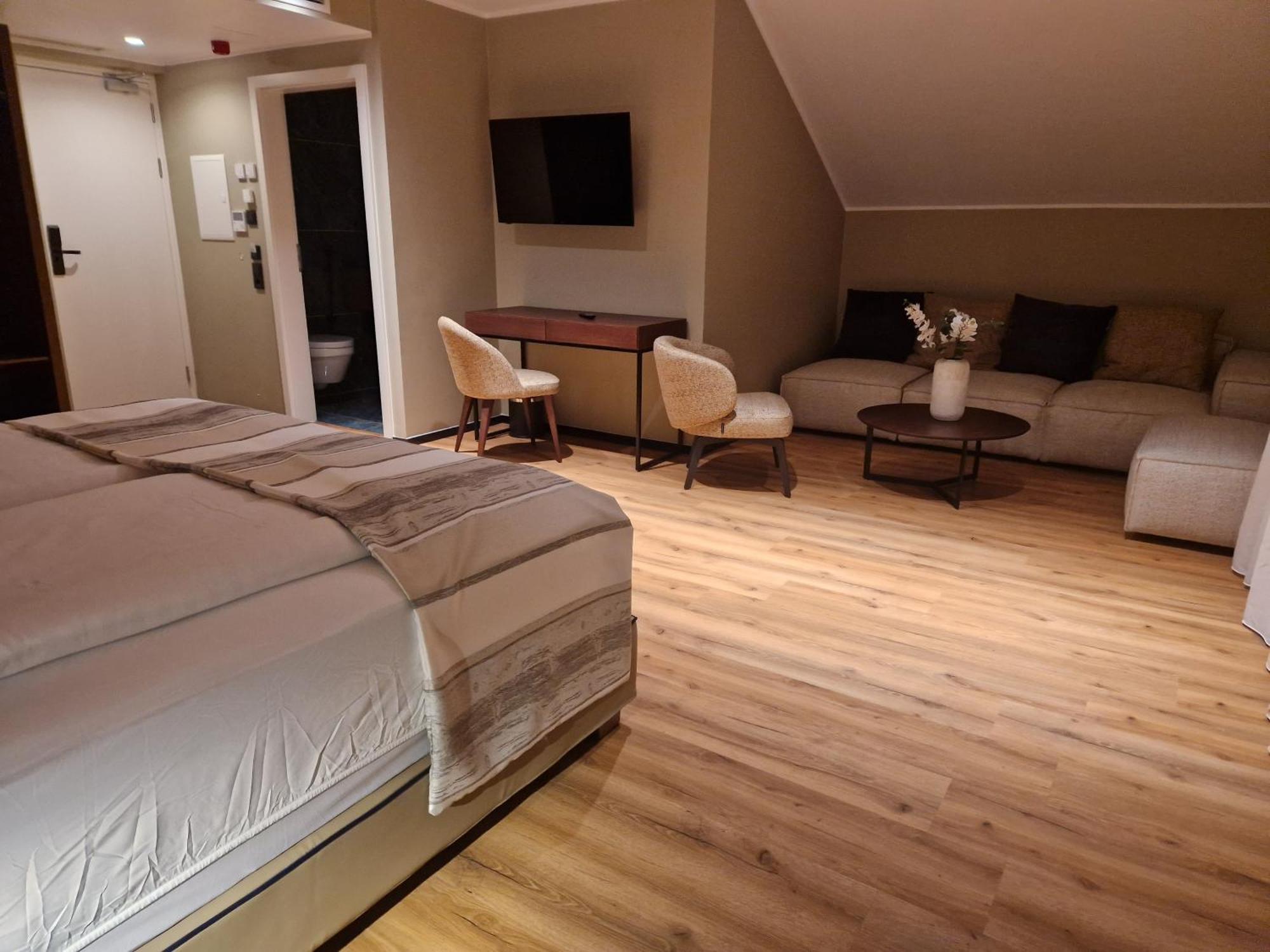 Hotel Wehra 웨허 외부 사진