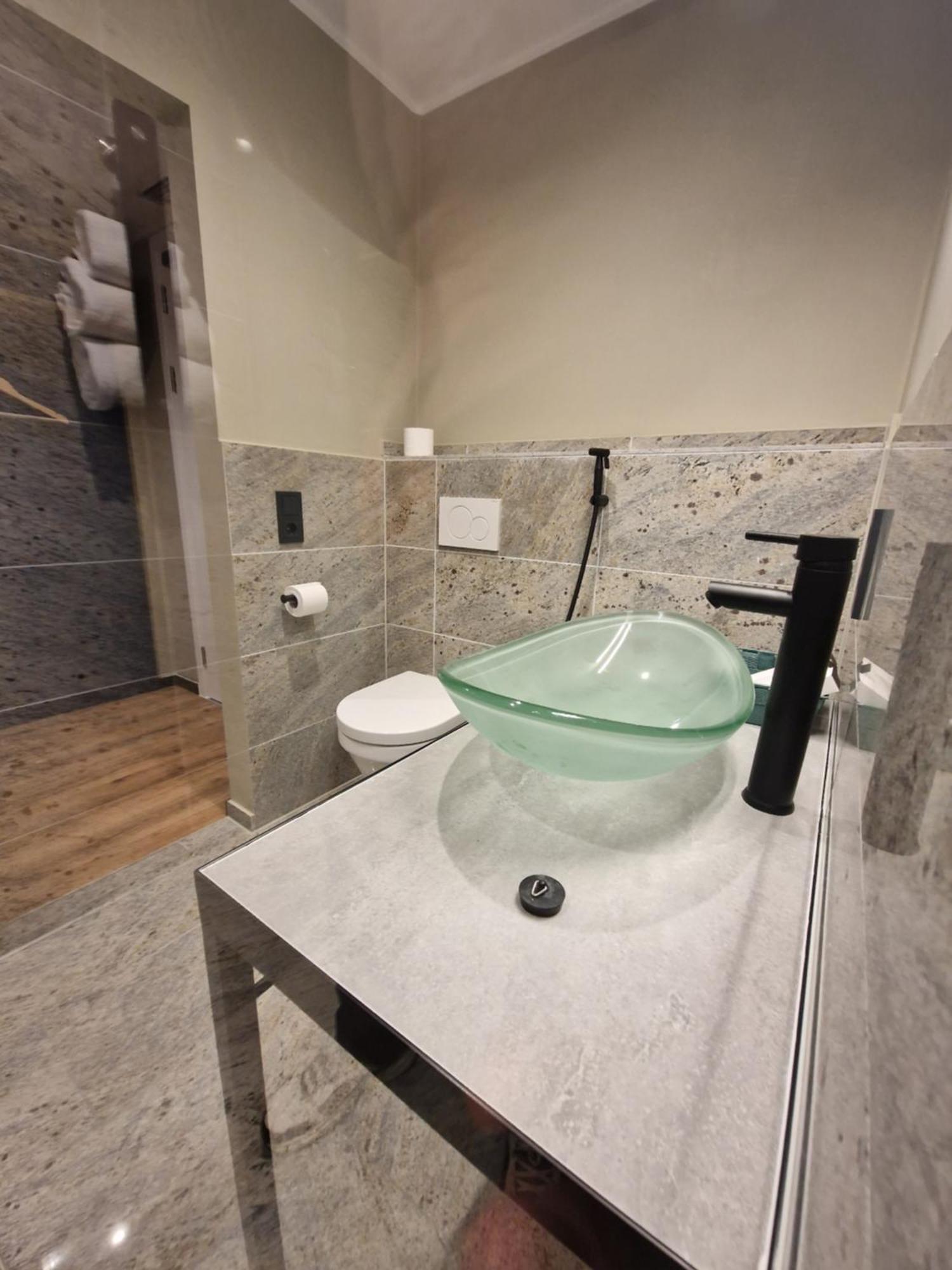 Hotel Wehra 웨허 외부 사진